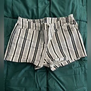 Black and white striped mid rise shorts